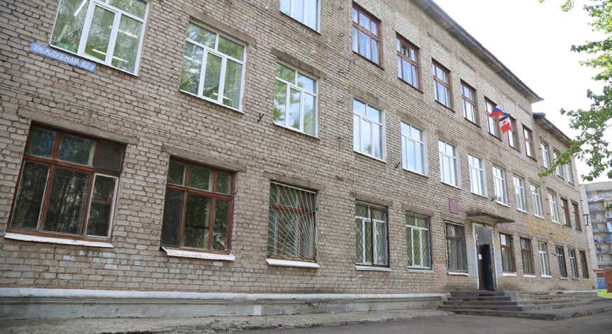 В Ижевске начали демонтировать здание школы №61